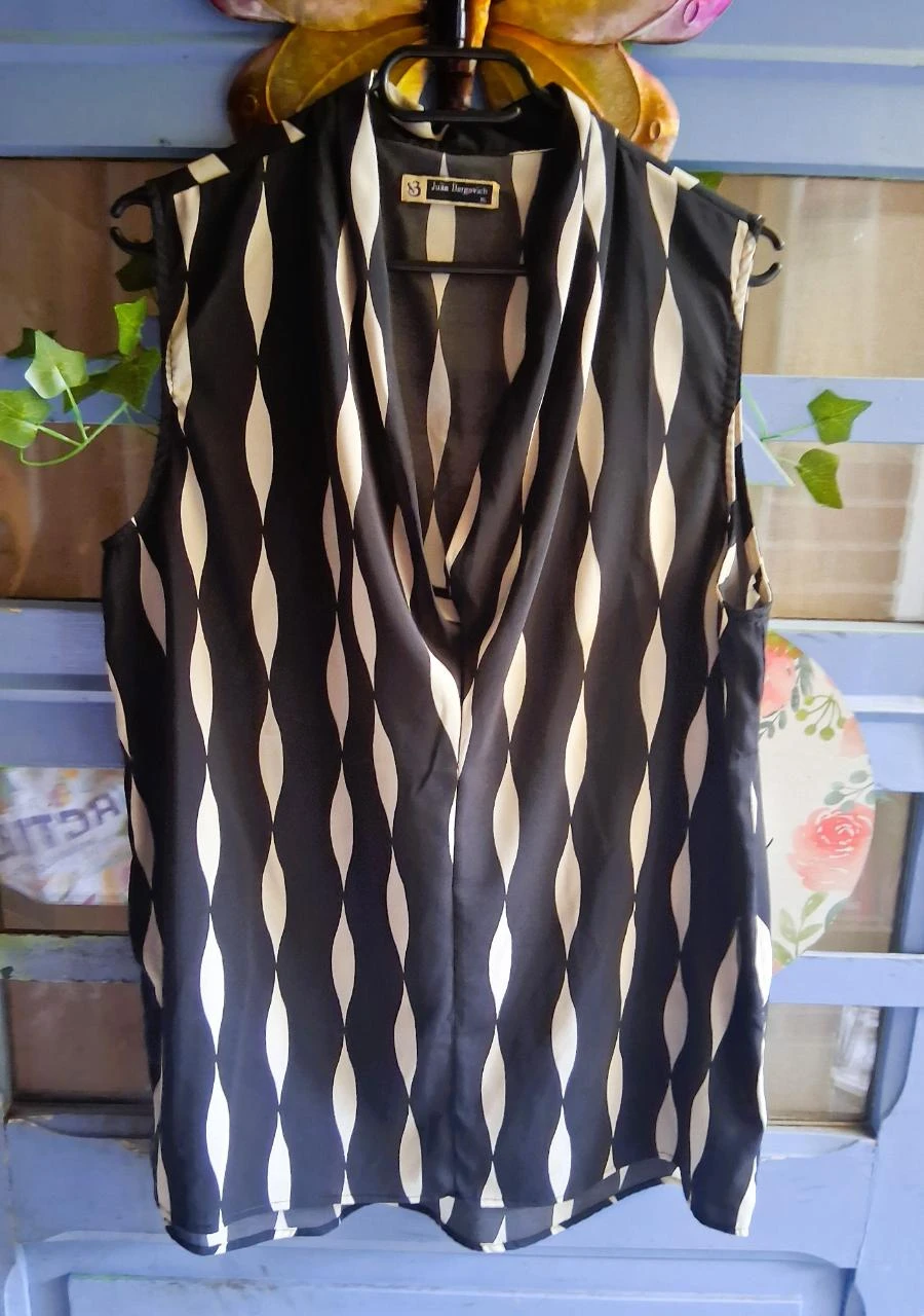 Sleeveless blouse – photo 2